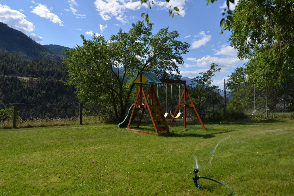 Totem Motel Lytton Exteriér fotografie